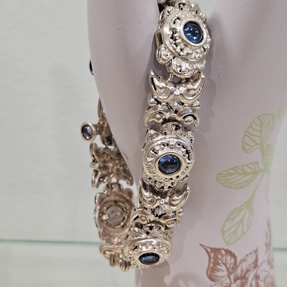 Vachi Sterling Silver Blue Stones Vintage Design Toggle Bracelet Signed - Picture 5 of 16